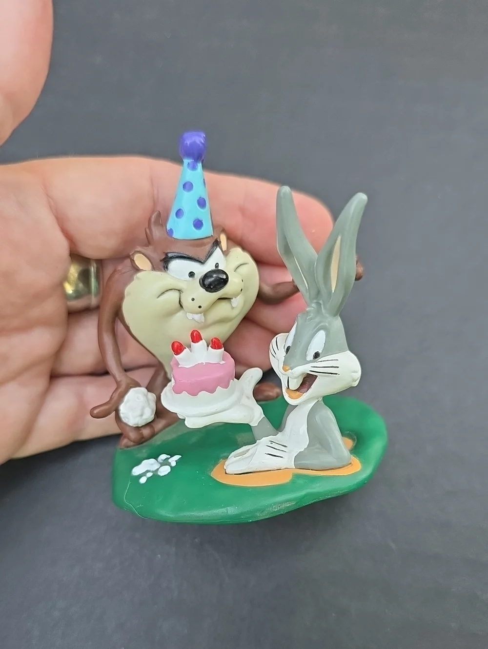 Vintage 1995 Warner Bros. Looney Tunes Bugs Bunny and Taz Cake Topper